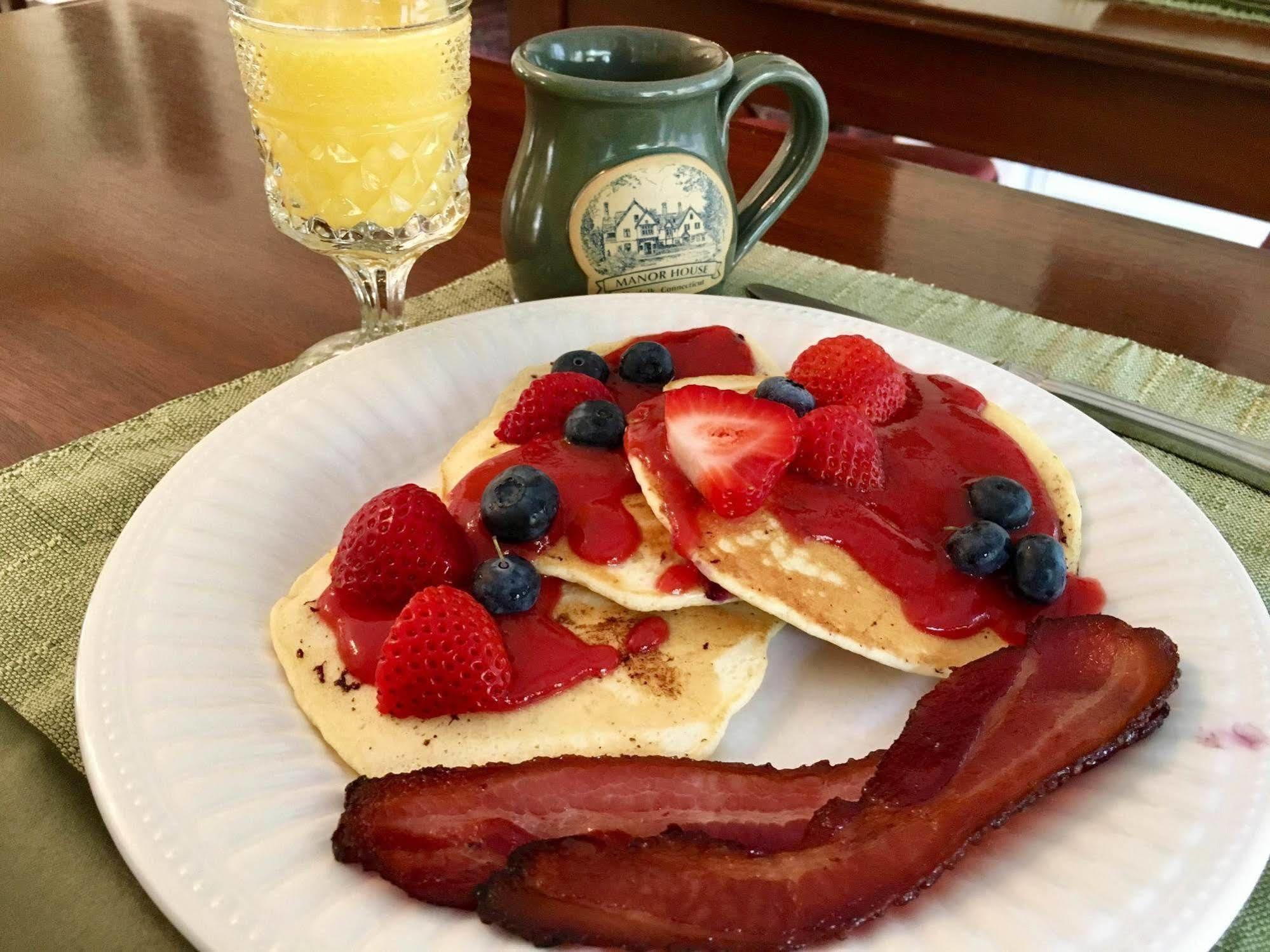 Manor House Bed & Breakfast Norfolk Bagian luar foto