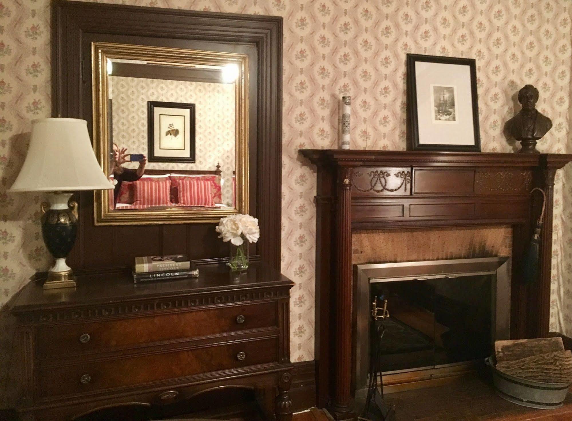 Manor House Bed & Breakfast Norfolk Bagian luar foto