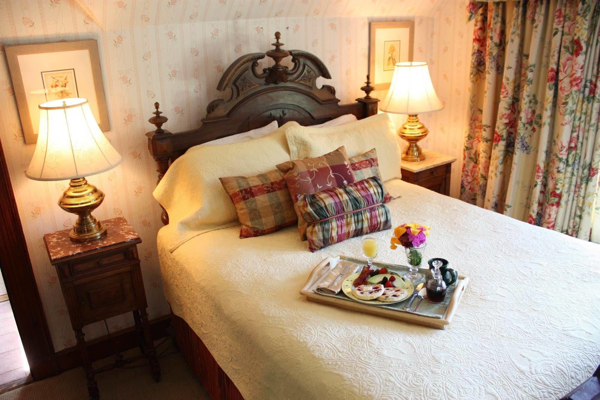 Manor House Bed & Breakfast Norfolk Bagian luar foto