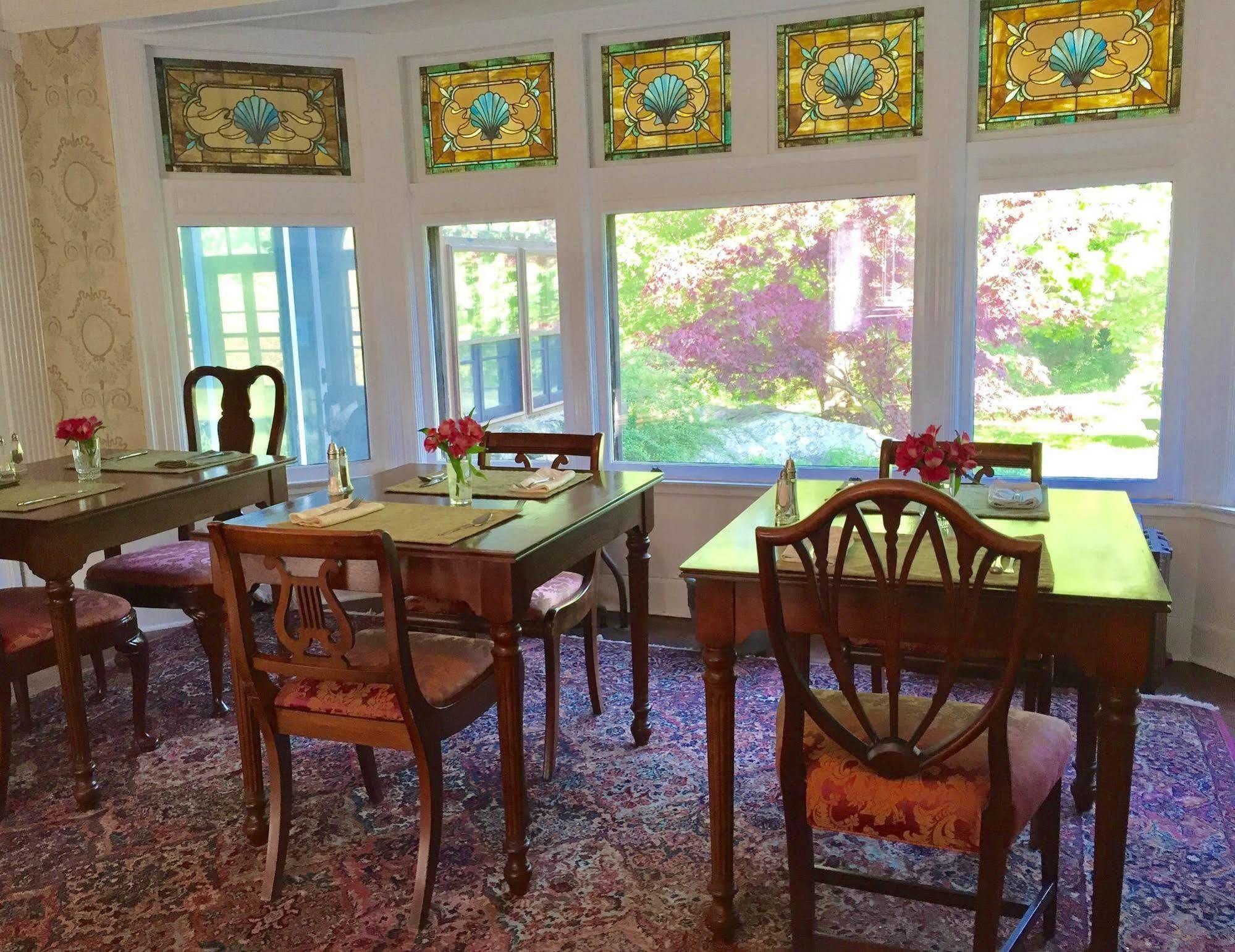 Manor House Bed & Breakfast Norfolk Bagian luar foto