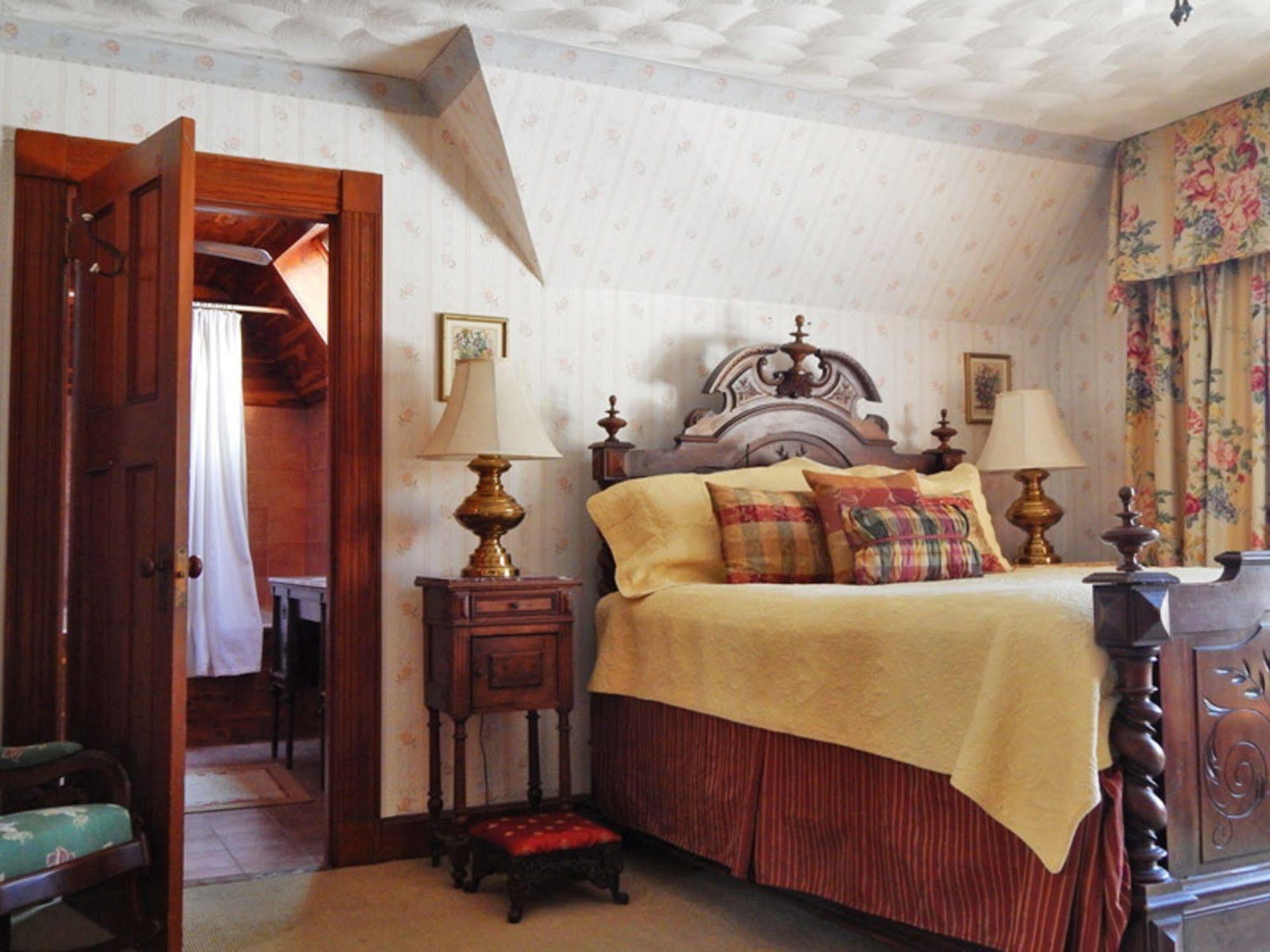 Manor House Bed & Breakfast Norfolk Bagian luar foto